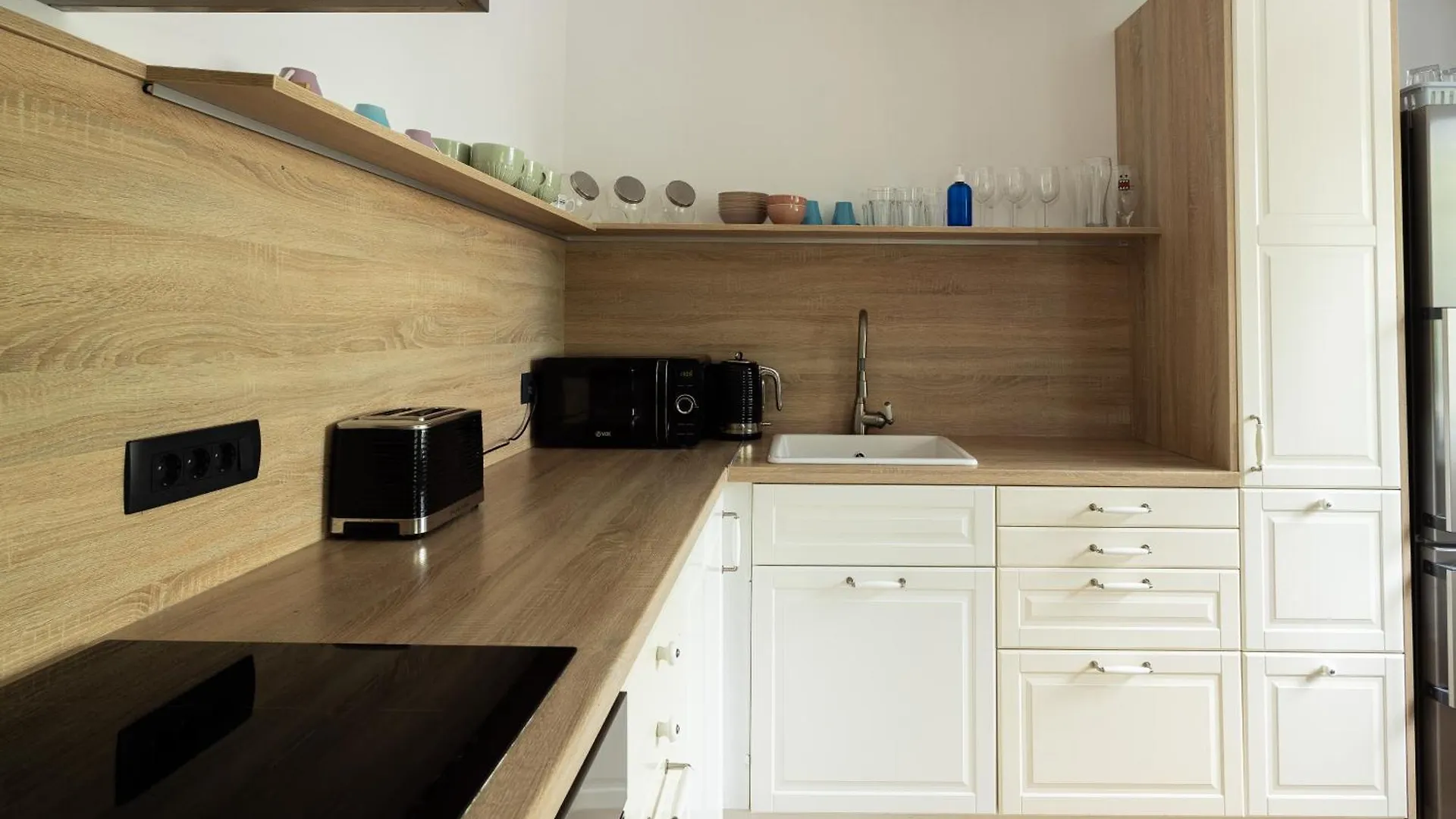 Large Two Bedroom Family App - Free Parking Ljubljana 0*,  Slovénie