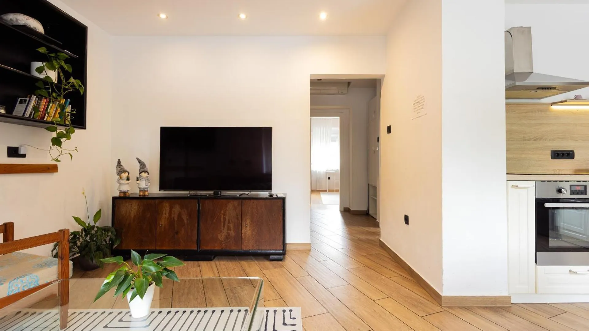 Large Two Bedroom Family App - Free Parking Ljubljana