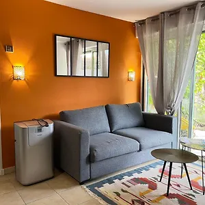 https://le-mazet-dylang.fr-provencehotel.com