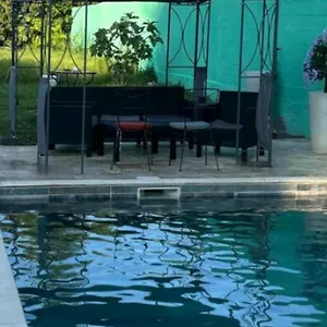 https://villa-bella.hotels-rhonealpes.com