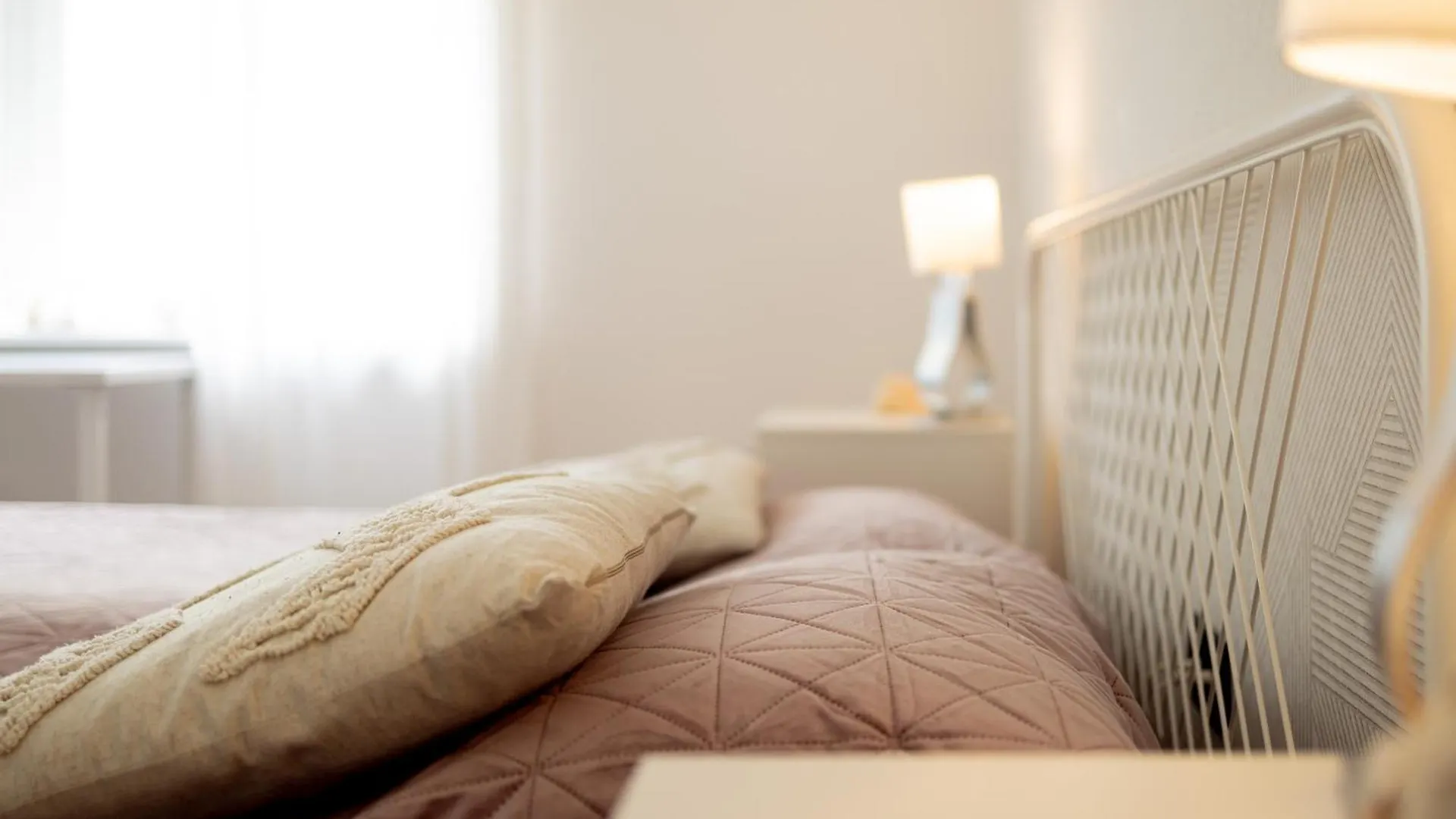 Large Two Bedroom Family App - Free Parking Ljubljana Apartment
