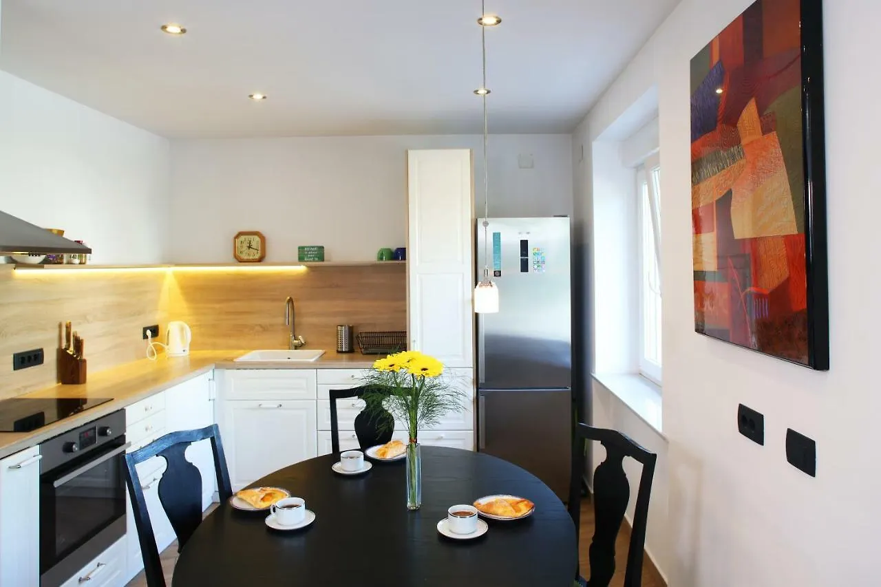 Large Two Bedroom Family App - Free Parking Ljubljana