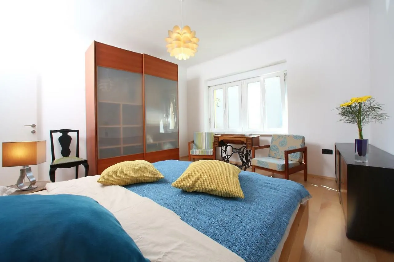 Large Two Bedroom Family App - Free Parking Ljubljana
